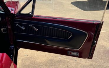 Ford-Mustang-1966-Coupe-37