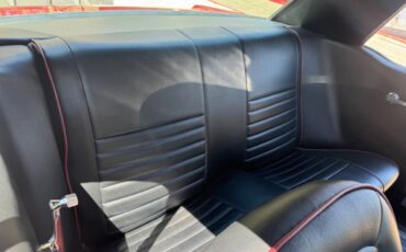 Ford-Mustang-1966-Coupe-38
