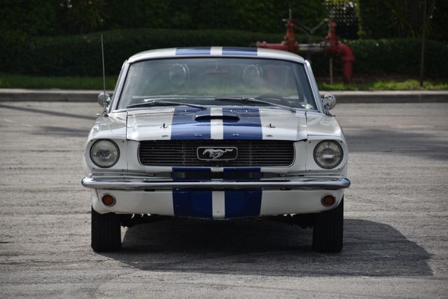 Ford-Mustang-1966-Coupe-6