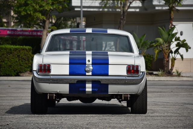 Ford-Mustang-1966-Coupe-7