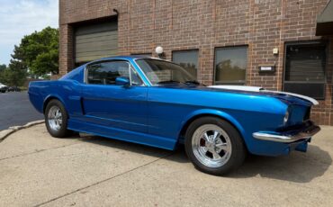 Ford-Mustang-1966-Fastback-11