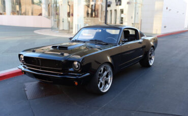 Ford-Mustang-1966-Fastback-13