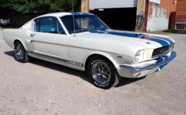 Ford-Mustang-1966-Fastback-3