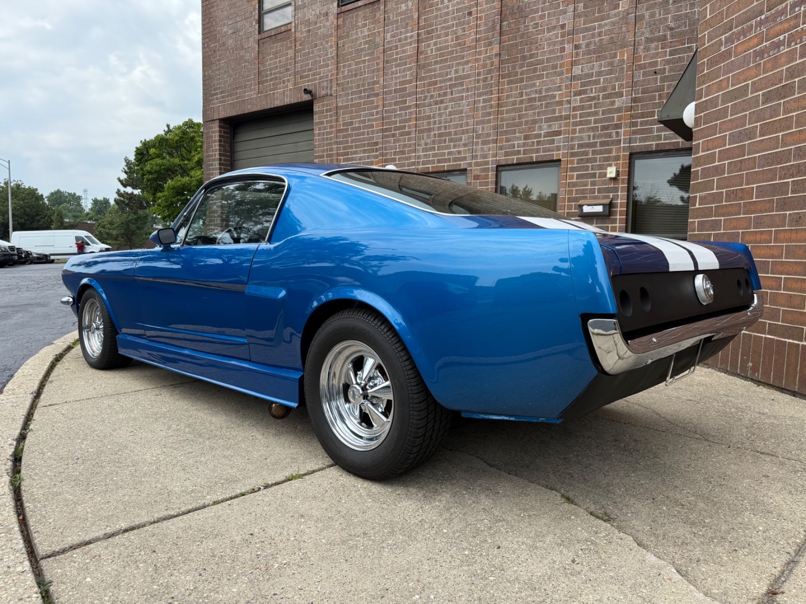 Ford-Mustang-1966-Fastback-3