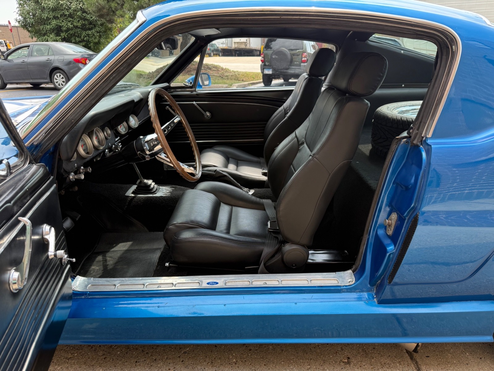 Ford-Mustang-1966-Fastback-30