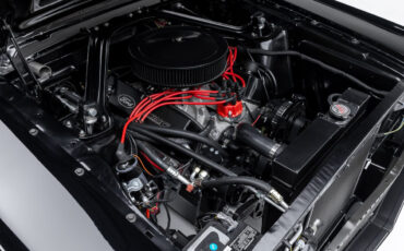 Ford-Mustang-1966-Fastback-38