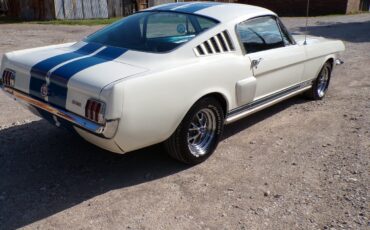 Ford-Mustang-1966-Fastback-6