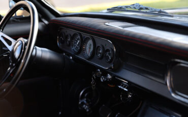 Ford-Mustang-1966-Fastback-8