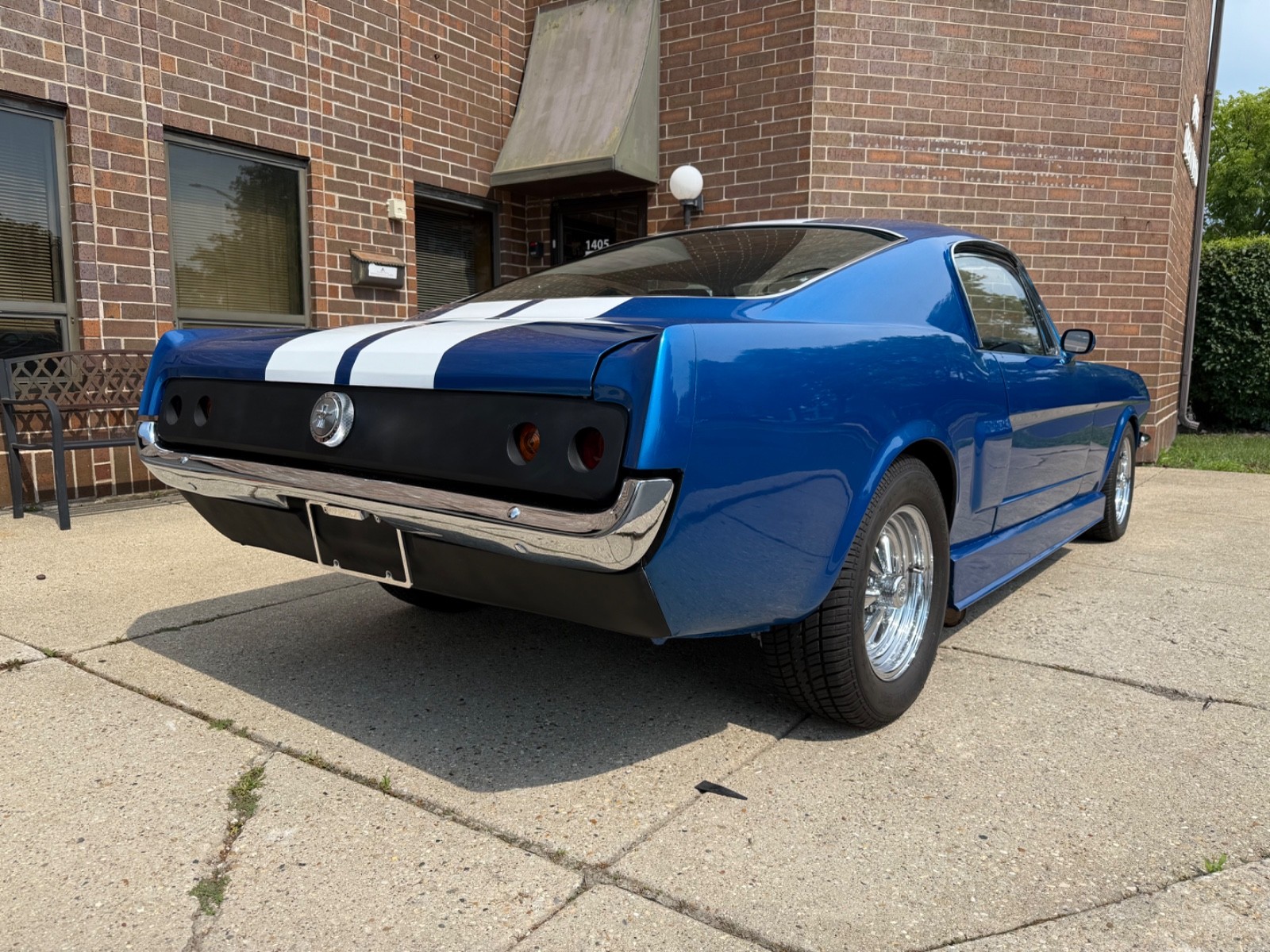 Ford-Mustang-1966-Fastback-8