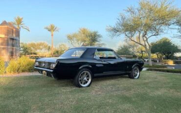 Ford-Mustang-1966-Raven-Gloss-BlackSi-1