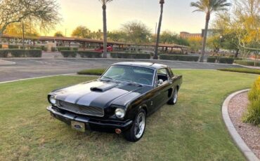 Ford-Mustang-1966-Raven-Gloss-BlackSi-2