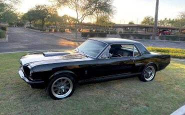 Ford-Mustang-1966-Raven-Gloss-BlackSi-6