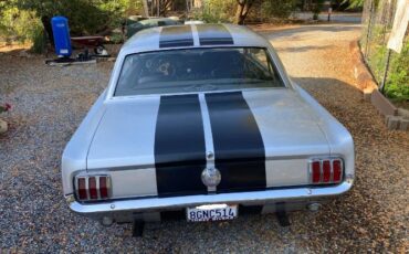 Ford-Mustang-1966-Silver-1