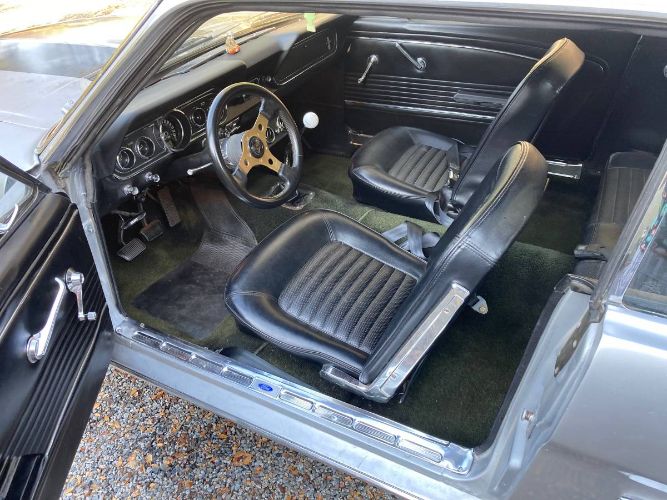 Ford-Mustang-1966-Silver-4