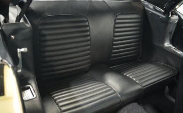 Ford-Mustang-1966-Spring-Time-Yellow-Black-9