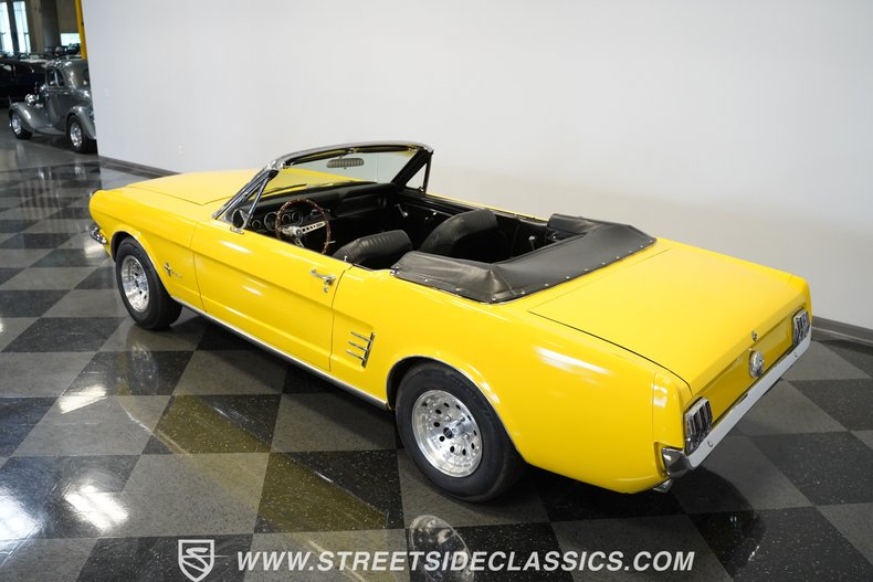 Ford-Mustang-1966-Springtime-Yellow-Black-13