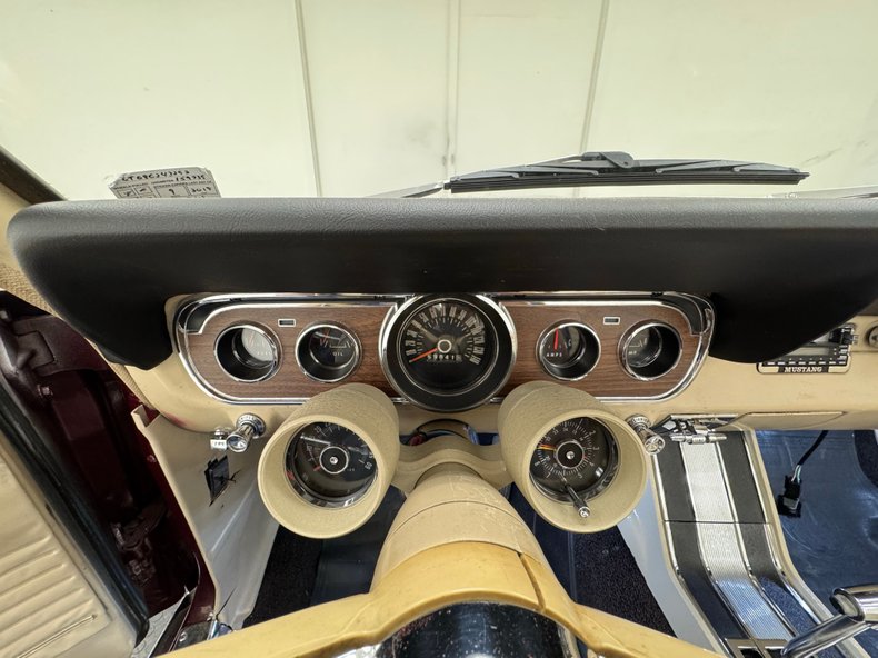 Ford-Mustang-1966-Vintage-Burgundy-Parchment-11