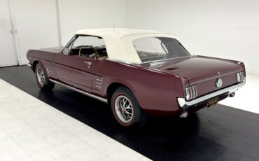 Ford-Mustang-1966-Vintage-Burgundy-Parchment-2