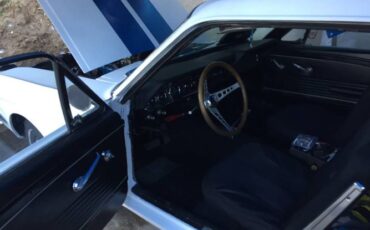 Ford-Mustang-1966-White-16