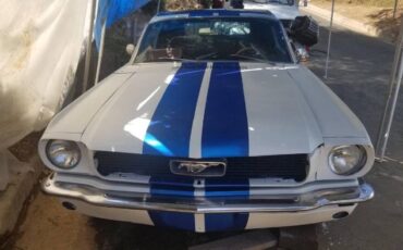 Ford-Mustang-1966-White-18