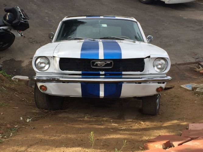 Ford-Mustang-1966-White-19