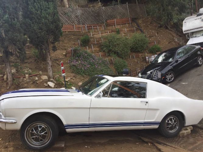 Ford-Mustang-1966-White-20