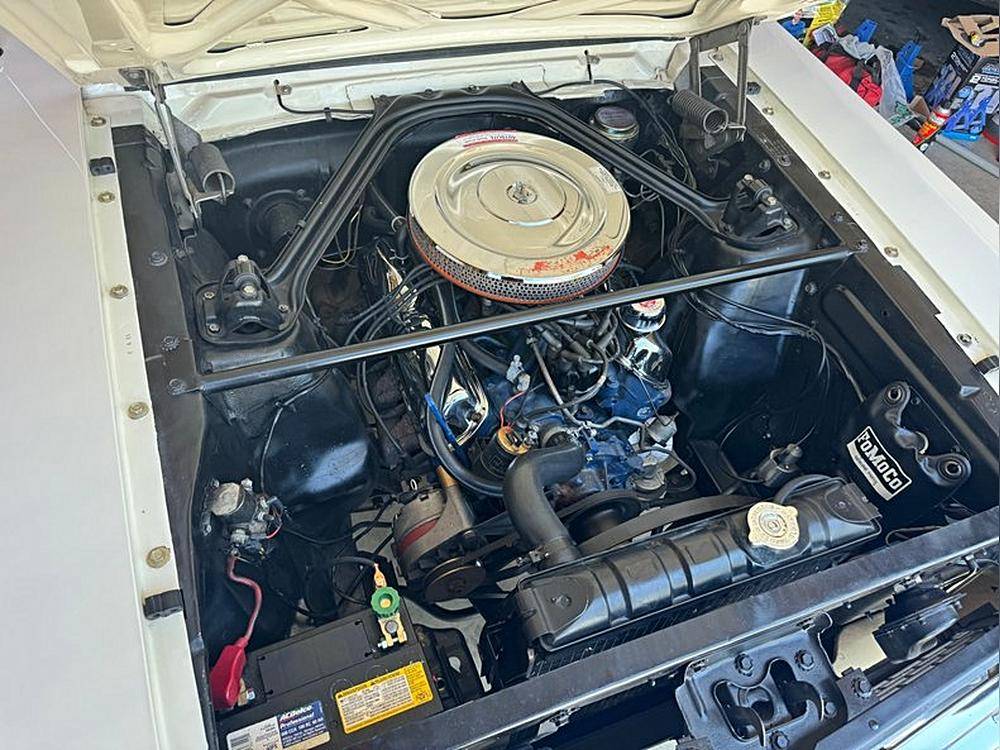Ford-Mustang-1966-white-6