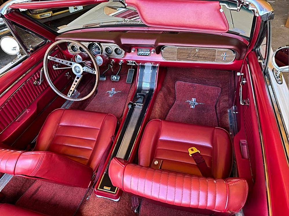 Ford-Mustang-1966-white-9