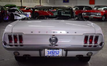 Ford-Mustang-1967-13