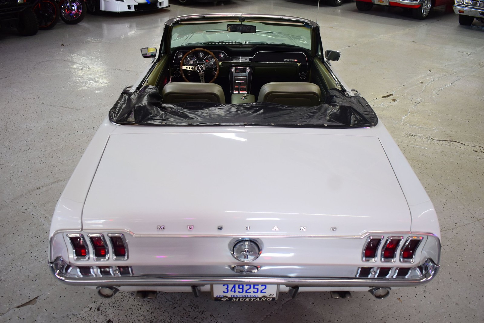 Ford-Mustang-1967-14