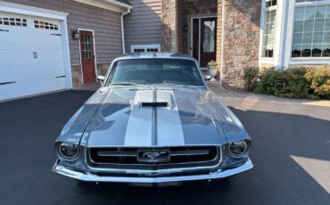 Ford-Mustang-1967-Coupe-1