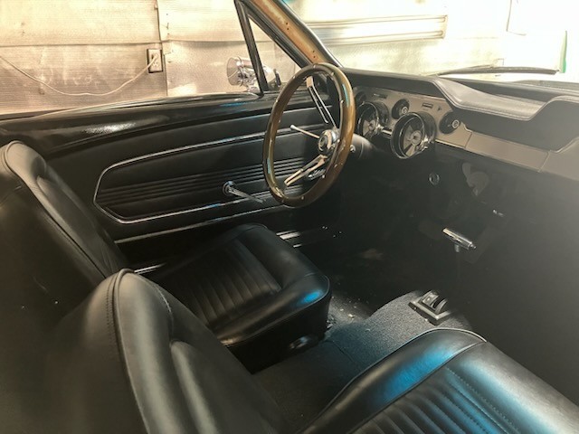 Ford-Mustang-1967-Coupe-19
