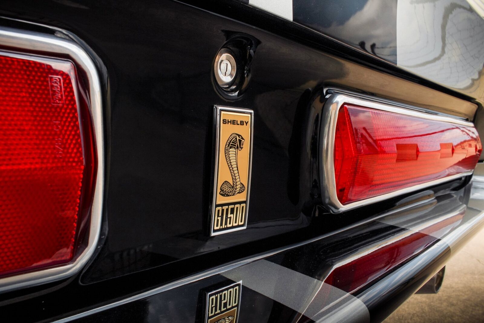 Ford-Mustang-1967-Fastback-11