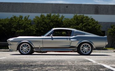 Ford-Mustang-1967-Fastback-13