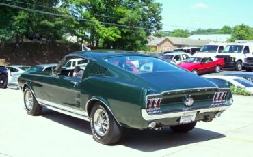 Ford-Mustang-1967-Fastback-3