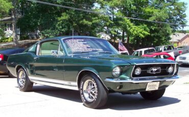 Ford-Mustang-1967-Fastback