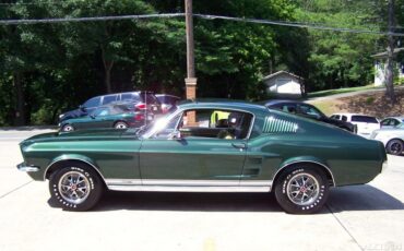 Ford-Mustang-1967-Fastback-5