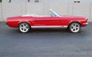 Ford-Mustang-1967-Red-White-1