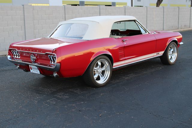 Ford-Mustang-1967-Red-White-10
