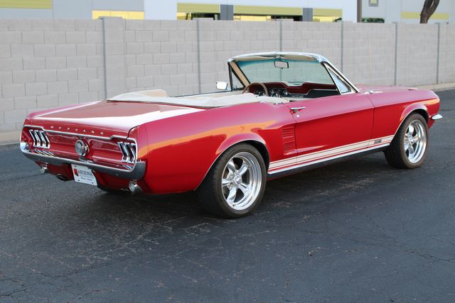 Ford-Mustang-1967-Red-White-14