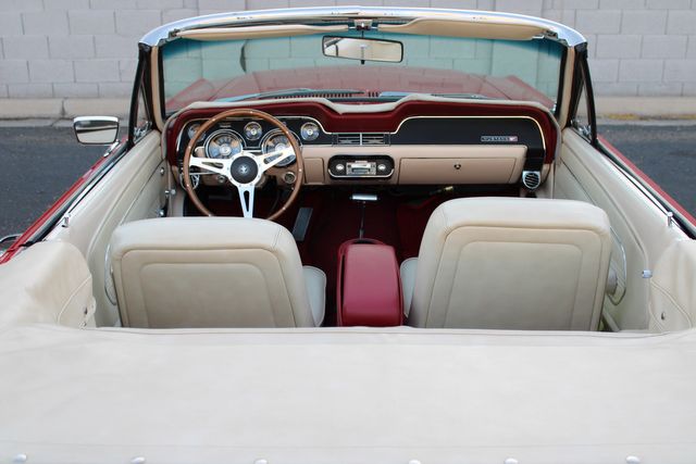 Ford-Mustang-1967-Red-White-27
