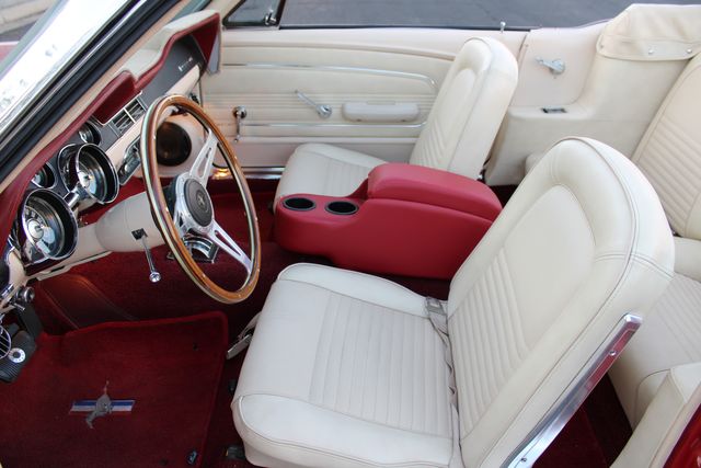 Ford-Mustang-1967-Red-White-32