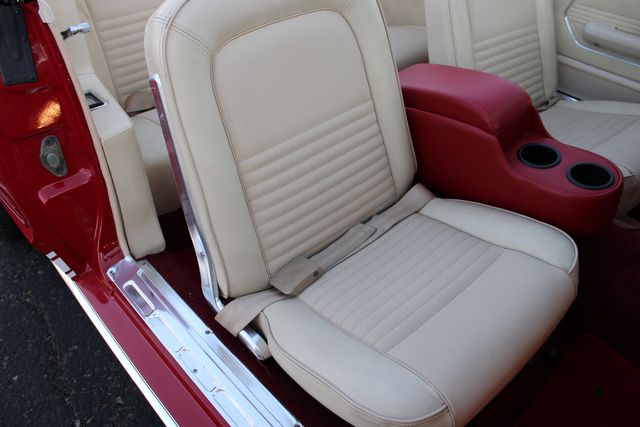 Ford-Mustang-1967-Red-White-43
