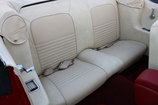 Ford-Mustang-1967-Red-White-46