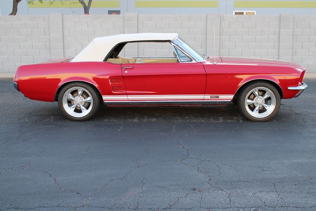Ford-Mustang-1967-Red-White-5