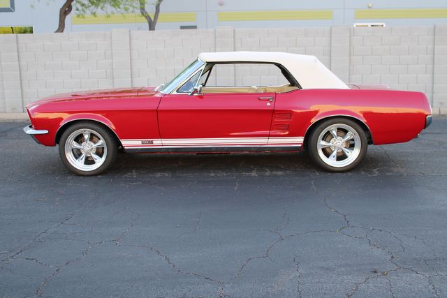 Ford-Mustang-1967-Red-White-6