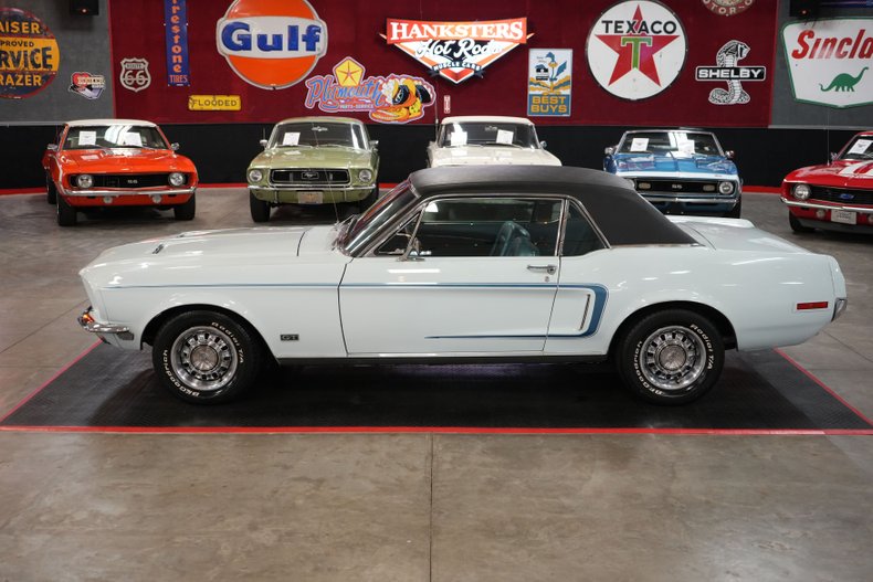 Ford-Mustang-1968-Blue-11