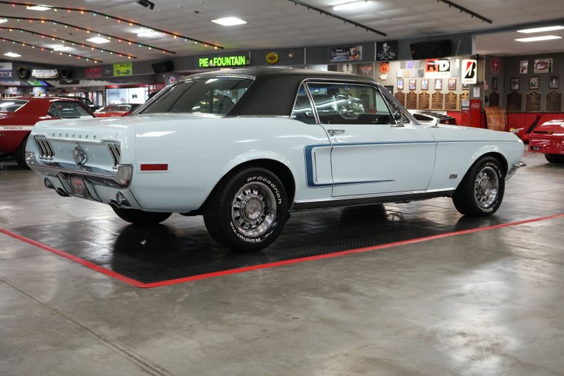Ford-Mustang-1968-Blue-27