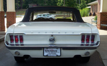 Ford-Mustang-1968-Convertible-14