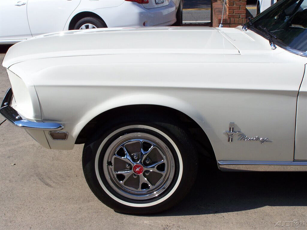 Ford-Mustang-1968-Convertible-17